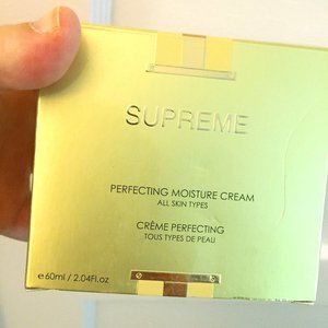 Supreme Perfecting Moisture Cream 60 mL NEW